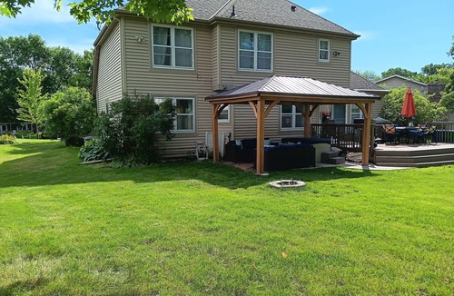 Maple Grove House | Stunning 5 BR, 2 King Bed, 2 Garage, 4 BTH Family Friendly Home with Hot Tub
