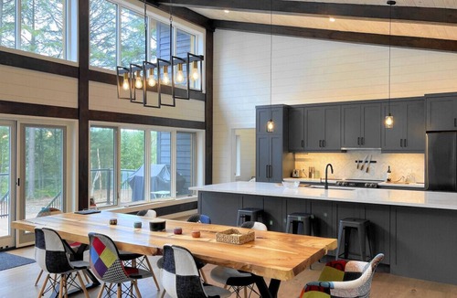North Kawartha House | Stunning inside and out! Words don’t do it justice! Experience it for yourself!