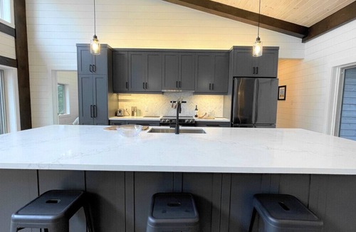 North Kawartha House | Stunning inside and out! Words don’t do it justice! Experience it for yourself!