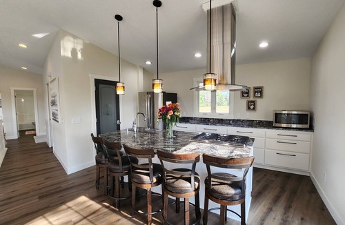 Clearwater House | Stunning Lake Home! Sleeps 12, 4 Full Bathrooms on 3 Acres!
