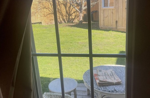 Cobourg Cottage | Stunning Lakefront Retreat 1 Hr from Toronto