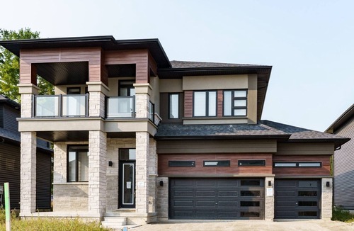 Severn House | Stunning New 4BR ~ WiFi ~ 4 Parking ~ Near Lake