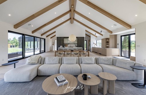 Mulmur House | Stunning New 5 Bed 5 Bath Country Home!