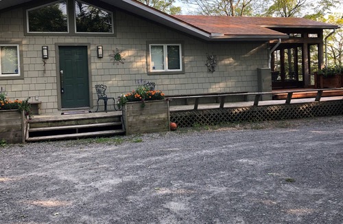 Rideau Lakes House | Stunning, Serene Rideau Lakes Waterfront 4 Season Vacation Haven Boat, Tennis,