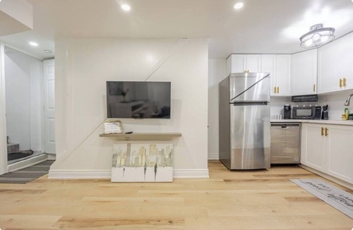 Brampton Apartment | STUNNING & SPACIOUS 1 BEDROOM OASIS
