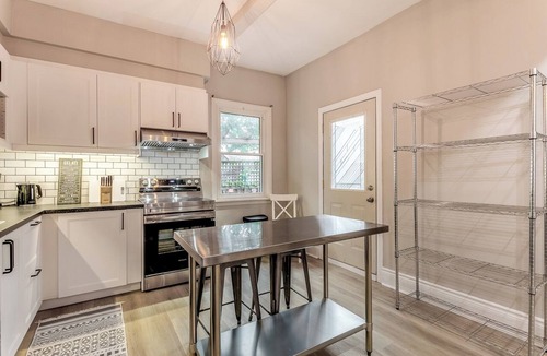 Palmerston - Little Italy House | Stunning Stay In Little Italy 2 Bedroom