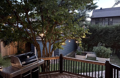 Carlingwood - McKellar Park - Laurentien View Apartment | Stunning Westboro 1BR