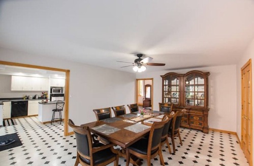 West Nipissing Villa | Sturgeon Falls Luxury Estate - Waterfront property