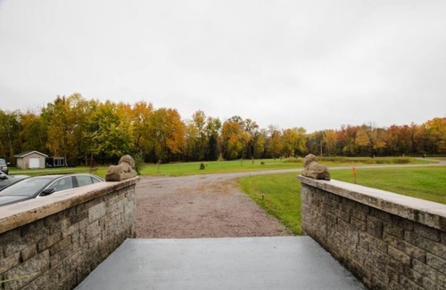 West Nipissing Villa | Sturgeon Falls Luxury Estate - Waterfront property