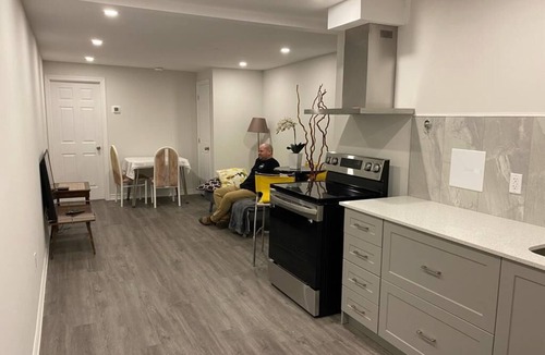 Roncesvalles Village Apartment | Stylish Apartment fully furnish