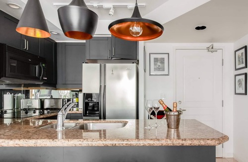 Financial District Apartment | Stylish downtown apartment with private patio and parking