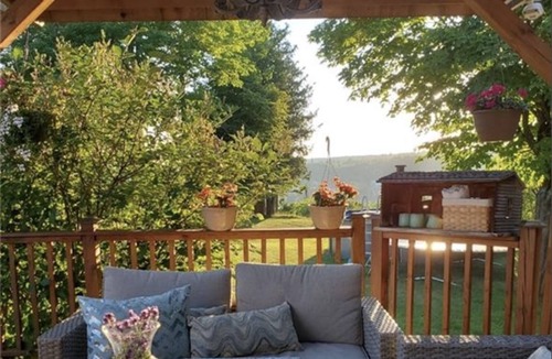 Manitoulin District House | Summer Rental Monthly 2+2 Bed/2 Bath Sunset Lake Retreat Home Jacuzzi Gore Bay