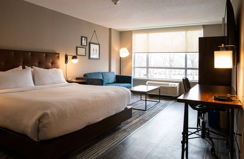 Point Edward Hotel | Sunbridge Hotel & Conference Centre Sarnia/Point Edward