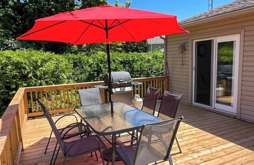 Bayfield House | Sunny Gardens - Village of Bayfield
