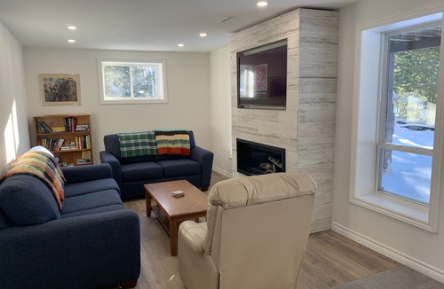 Kearney Cottage | Sunset Retreat - Includes Kayaks, Firepit, BBQ