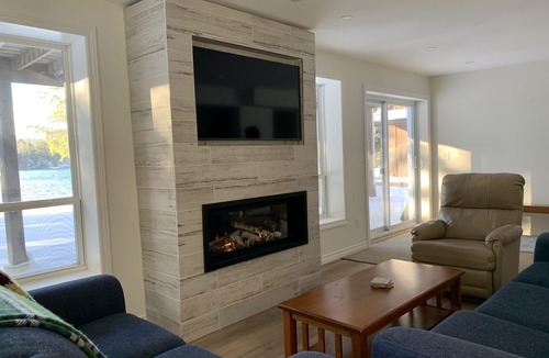 Kearney Cottage | Sunset Retreat - Includes Kayaks, Firepit, BBQ