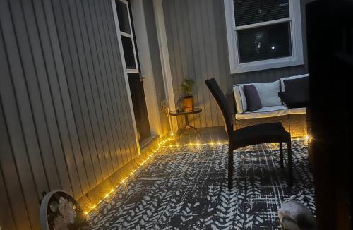 Niagara-on-the-Lake House | Sunset Suites in Niagara Wine Country