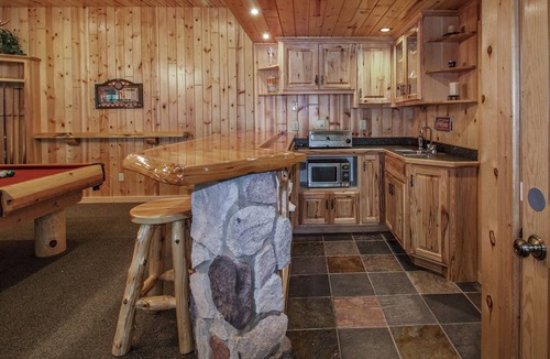 Remer House | Sunsets & Sand Beach: A Private Executive Thunder Lake Estate