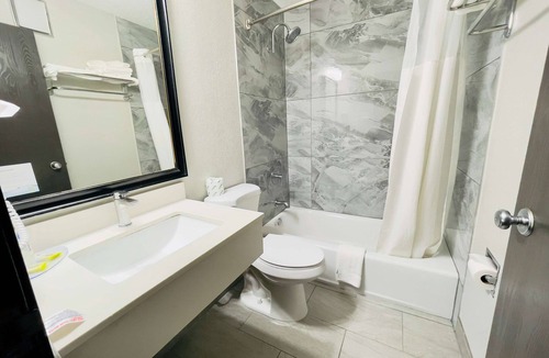 Shakopee Hotel | Super 8 by Wyndham Shakopee