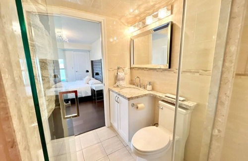 Clanton Park Apartment | *Super Rare* Spacious 3 Bdrm 2 Baths with terracesnn