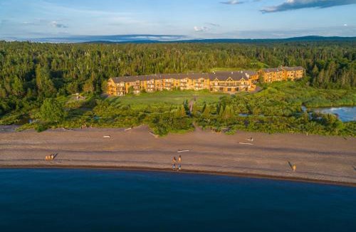 Two Harbors Resort | Superior Shores Resort