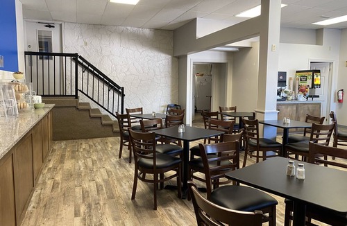 Brockville Hotel | SureStay by Best Western Brockville