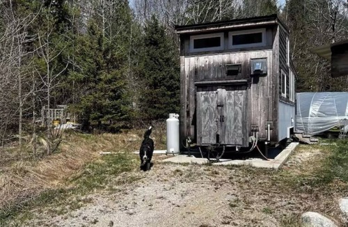 Franklin Cabin | Sweet Tiny Home on an Organic Farm