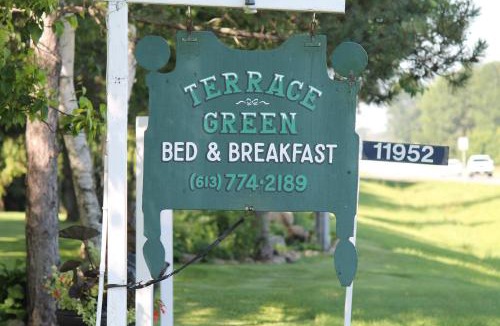 North Dundas Bed & Breakfast | Terrace Green B&B