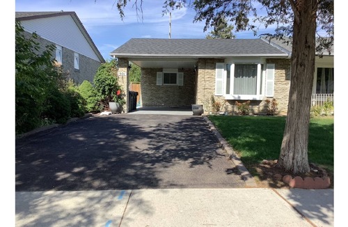 Rathwood Apartment | Terrific 4-bedroom apartment with AC in Mississauga
