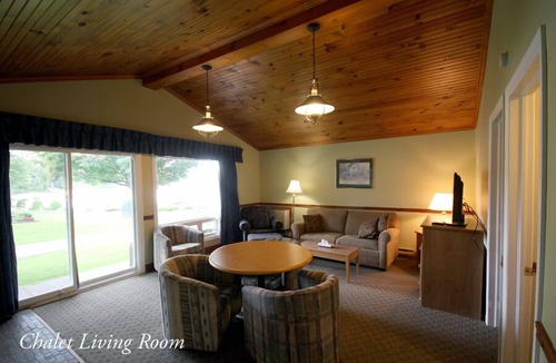 Lansdowne Hotel | The Glen House Resort