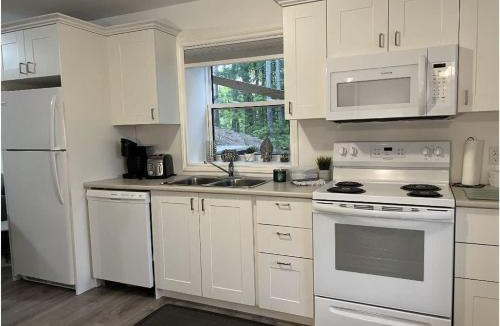 Bancroft House | The Artistry I Sled In & Sled Out I Riverside I TV