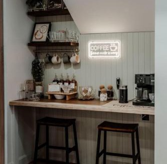 Barrie House | The Barrie Nook