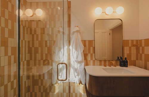 Kingston Hotel | The Belvedere Hotel