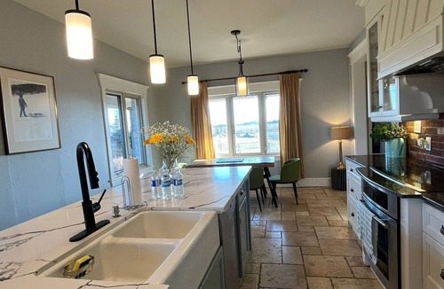 Caledon House | The Blue Cottage Experience