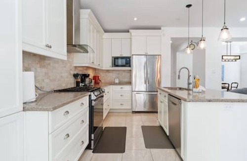 Brampton House | The Brampton Hideaway with Patio
