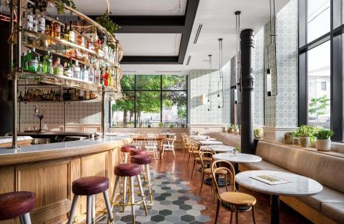 Riverside Hotel | The Broadview Hotel
