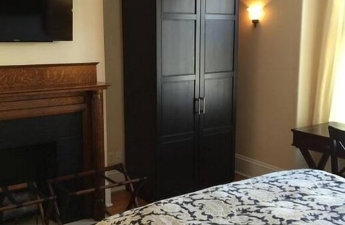 Downtown Ottawa Bed & Breakfast | The Century House B&B Ottawa
