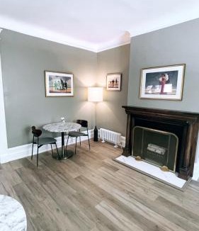 Downtown Ottawa Bed & Breakfast | The Century House Bed and Breakfast Ottawa
