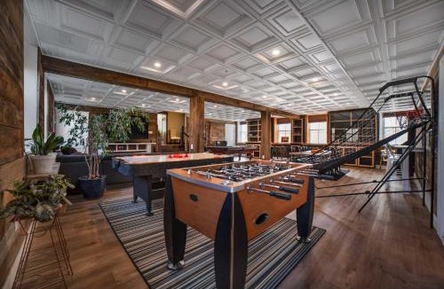 Morris-Turnberry House | The Chapel Retreat