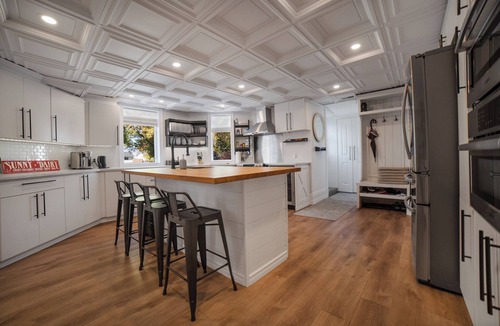 Morris-Turnberry House | The Chapel Retreat Su