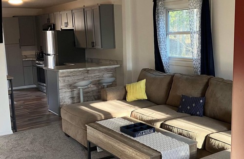 Oak Grove Cottage | The cottage of Lake George access across the street to Lake