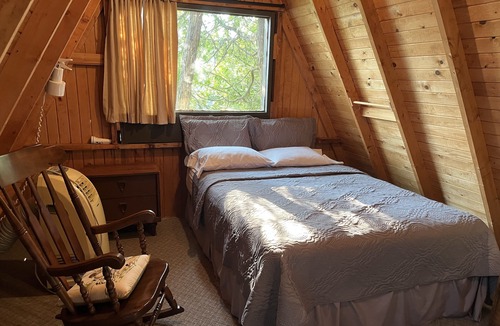Highlands East Cottage | “The Cottage” on Paudash Lake