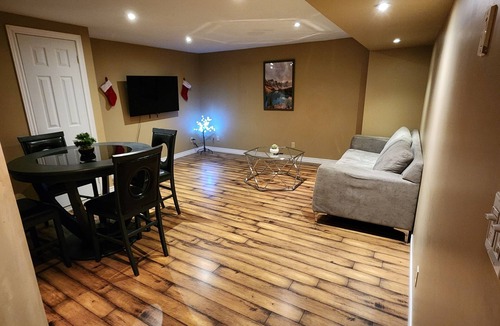 Ingersoll Apartment | The Cozy Den