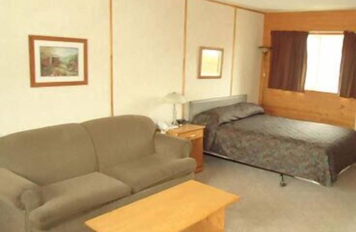 Moose Jaw Hotel | The Dreamland Motel
