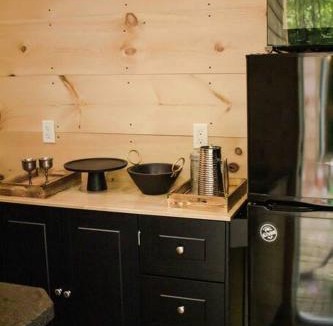 Hamilton House | The Green Acres Cabin