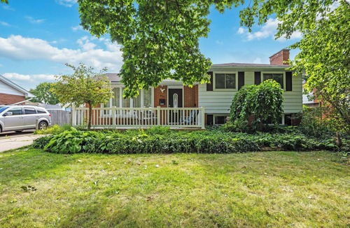 Sarnia House | The Hanna Home- Inground Pool