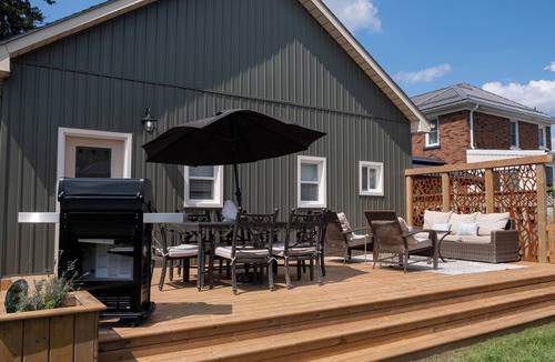 Port Rowan House | The Ivy Cottage