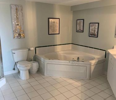Bracebridge House | The Jypsy Inn Chambre Damour Bracebridge