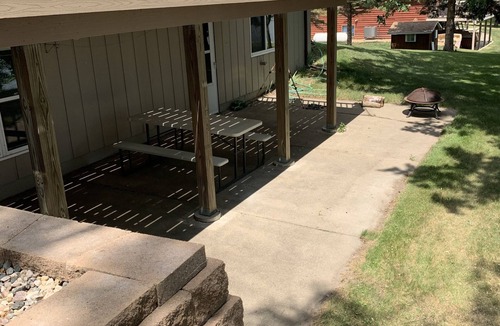 Glenwood House | The Lake House on Pelican Lake