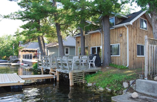 Quinte West Cottage | The Lakefront House is nestled on a private, family-friendly lane.